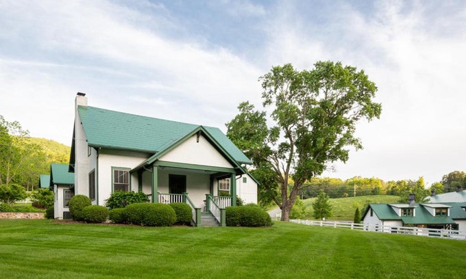 Warm Springs House | Herdsman Cottage