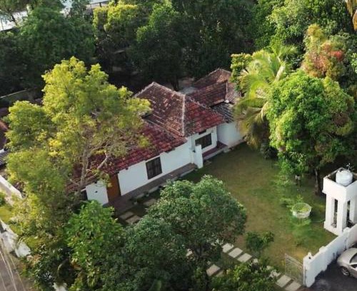 Kochi House | Heritage 3 bedroom cottage in Kochi