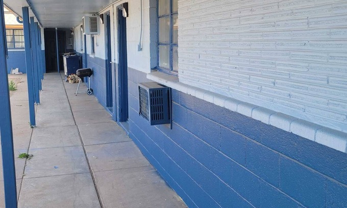 Lazbuddie Hotel | Heritage Budget Inn By OYO Hwy 84