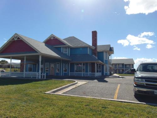 Lazbuddie Hotel | Heritage House Inn