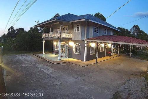 Kota Kinabatangan House | Heritage Villa Homestay Bukit Garam Kinabatangan