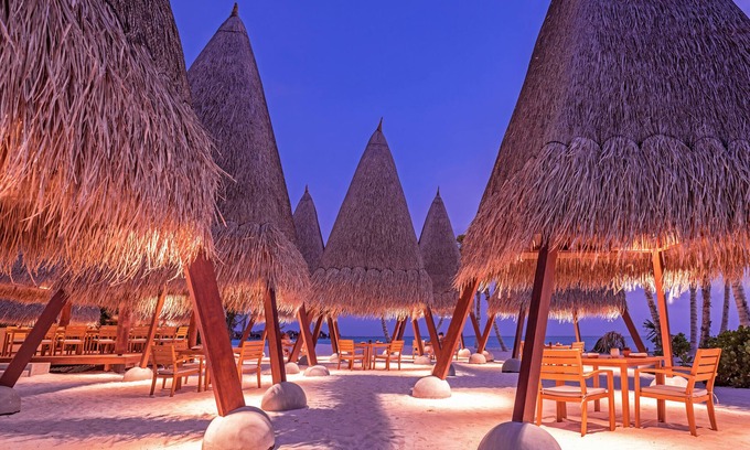 Aarah Resort | Heritance Aarah - Premium All Inclusive - 40 Minutes away from Male by Seaplane