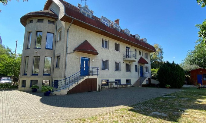 Zuglo Hotel | Hermina apartmanház
