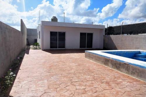 Progreso Municipality House | HERMOSA CASA A UNA CALLE DEL MAR