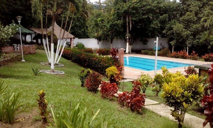Sopetran Villa | Hermosa Villa con piscina privada cerca de Medellín