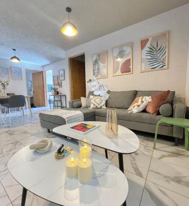 Patzcuaro Apartment | Hermoso Departamento, WiFi, terraza vista al Lago de Pátzcuaro, elevador, free parking