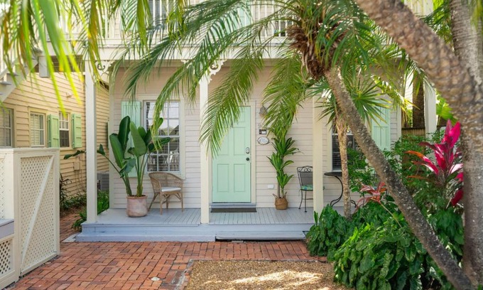 The Meadows Apartment | Heron Hideaway
