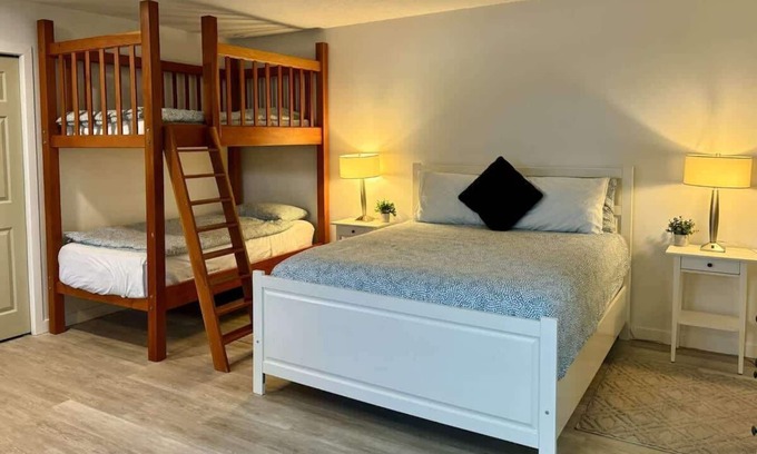 Regional District of Nanaimo Apartment | Heron’s Landing - Studio - Pacific Shores