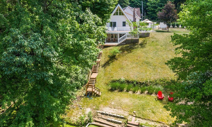 Three Rivers Ski Chalet | Heron's Perch - Corey Lakehouse with private dock and kayaks