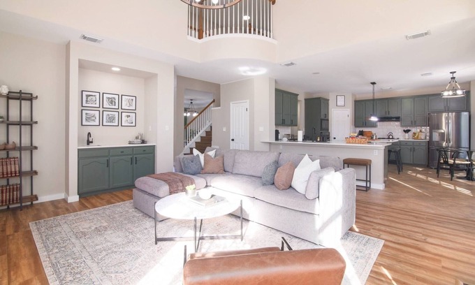 North Buttercup Creek House | Hestia: Spacious Cedar Park Luxe Retreat