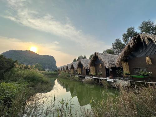 Hoa Lu Cabin | Hi Bungalow