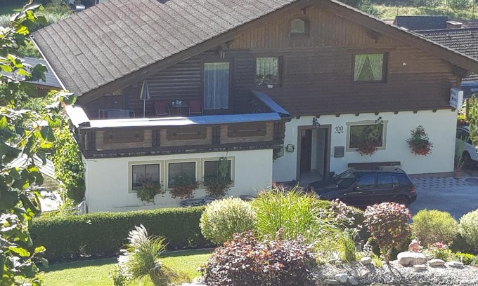 Donnersbach House | Hiasl Stubn