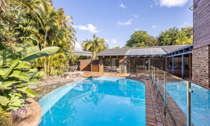 Robertson House | Hidden Bali style 5BR house in Robertson