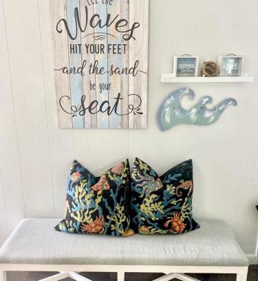 Crystal River House | Hidden Lake View