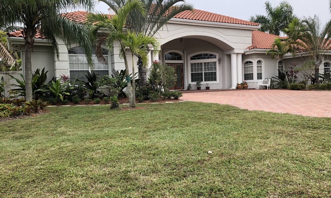 Palm City Apartment | Hidden Paradise In Palm City #1