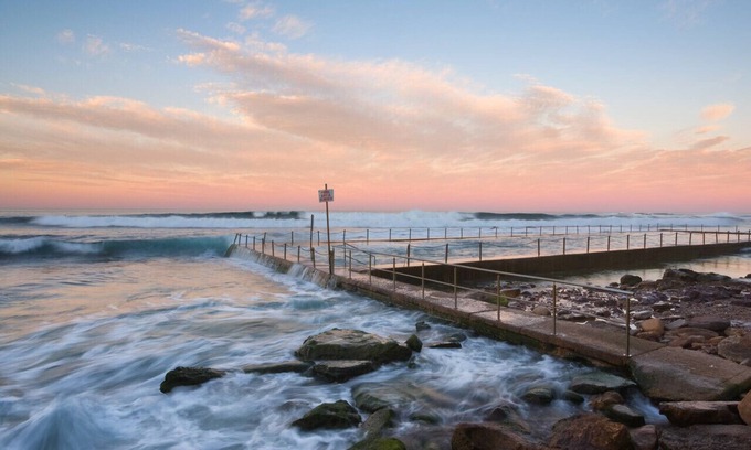 Newport House | Hidden Paradise - Moments to the Beach