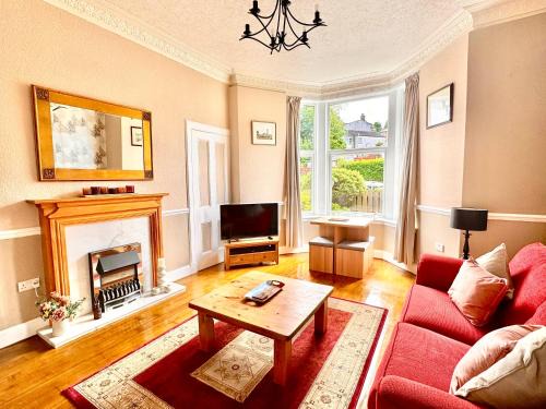 Port Bannatyne Apartment | Hide-a-While