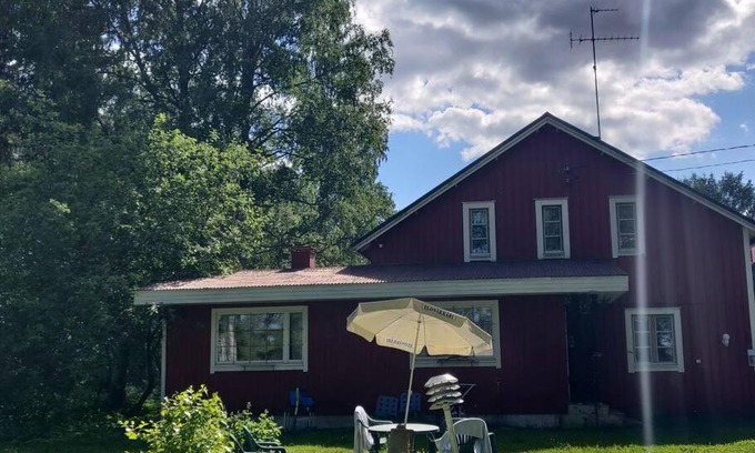 Hameenlinna Apartment | Hideaway for holiday season, hot tube, two saunas