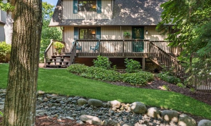 Fontana House | Hideaway By The Lake