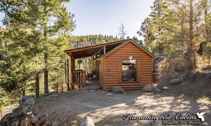Ruidoso Cabin | Hideout Cabin: 'Perfect couples Hideout' With hot tub.