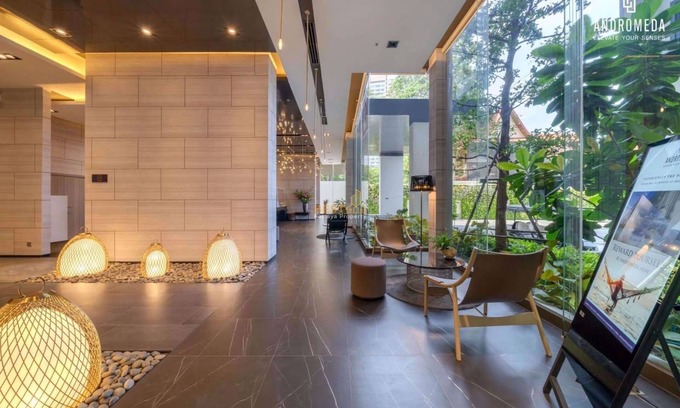 Pratumnak Hill Condo | High end condo in popular area with an amazing sea view, 2 min from the beach