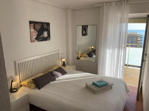 Mareny Blau Apartment | High-Floor Bright Apartment with Sea Views