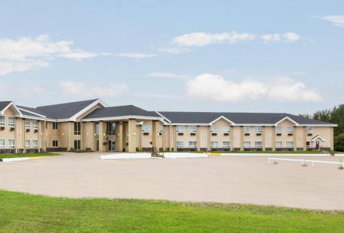 High Prairie Hotel | High Prairie Inn