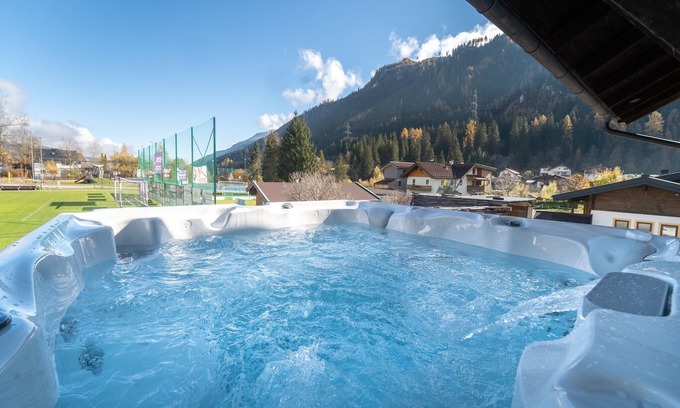 Muhlbach im Pinzgau Apartment | High-quality apartment with whirlpool