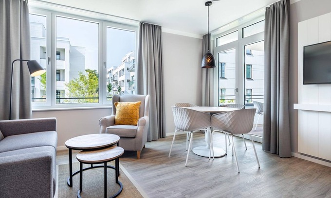 Alt-Travemunde/Ronnau Apartment | High-quality, modern apartment with loggia and spacious SPA area in the building