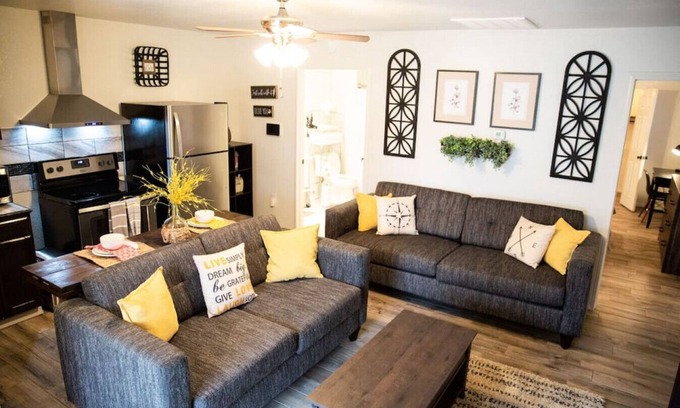 Checotah House | High speed internet, wifi, washer/dryer, Checotah