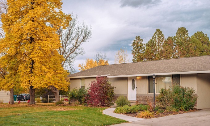 Highland House | Highland Hideaway, Room for everyone, central to everything
