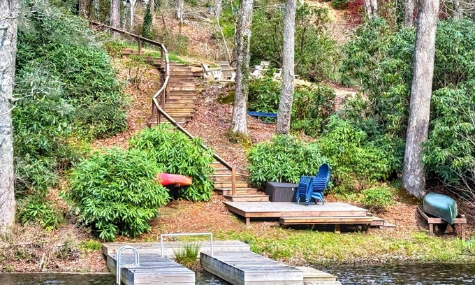 Lake Sequoyah House | Highlands Hideout, Lake Views, Fiber Wi-Fi