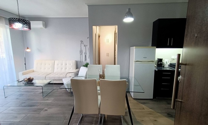 Athens Apartment | Highlighted Hosting