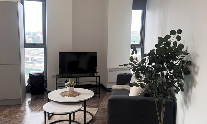 Bradford Apartment | Highpoint 2 bedroom apartment