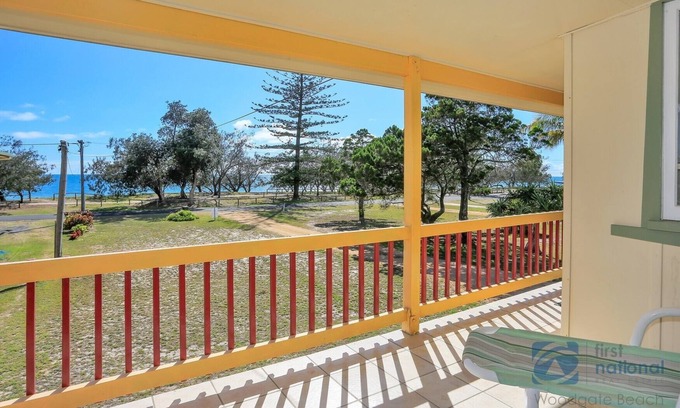 Woodgate House | Highset Home on The Esplanade