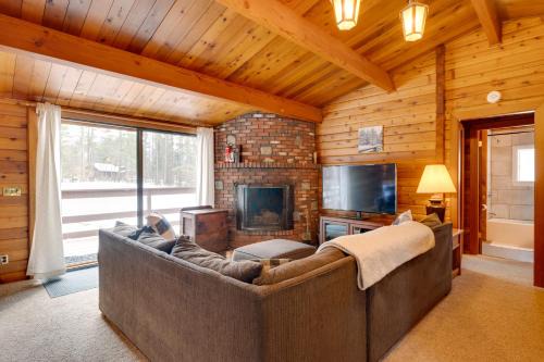 Franconia House | Hike and Ski Cabin with Fireplace in Franconia!