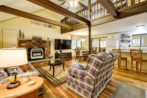 Pocono Lake House | Hike, Swim, Ski and More Home in Arrowhead Lakes!