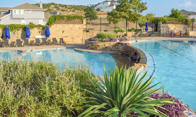 Austin House | Hill Country Haven
