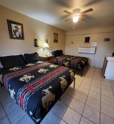 Buchanan Dam Hotel | Hill Country Lodge and Mini Storages