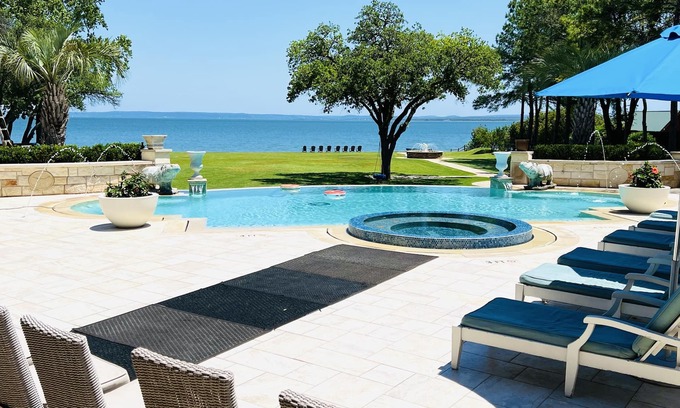 Spicewood At Bullcreek House | Hill Country Paradise Resort at Lake Buchanan - 1hr from Austin