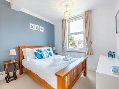 Sholden House | Hill House