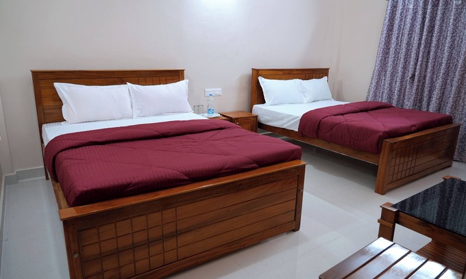 Virarajendrapet Hotel | Hill Palace Residency