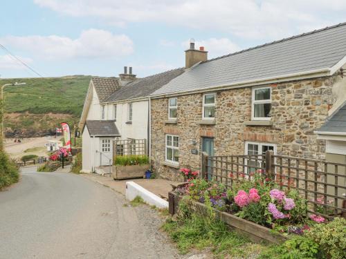 Nolton House | Hillbrook House