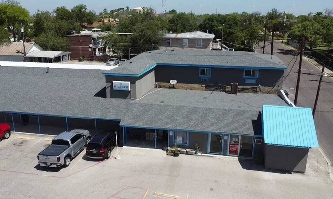 Eagle Pass Hotel | Hillcrest Motel