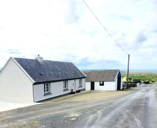 Carrigaholt House | Hilltop Cottage