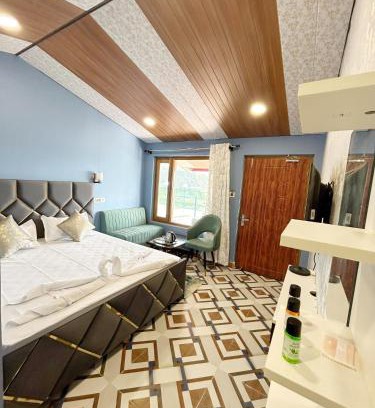 Sigri Village Hotel | HillTop Den