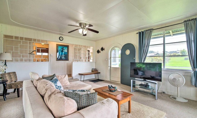 Hilo House | Hilo Home Base - 3 Miles to State Park & Beach!