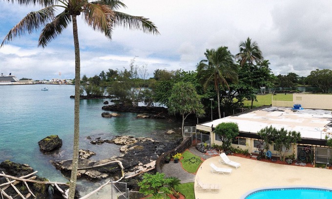 Hilo Hotel | Hilo Reeds Bay Hotel