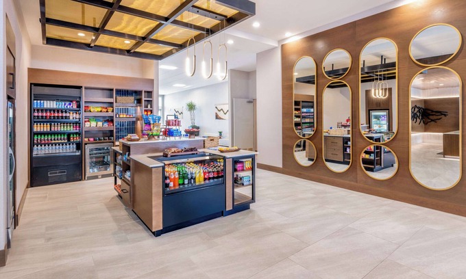 Uptown Hotel | Hilton Garden Inn Albuquerque Uptown
