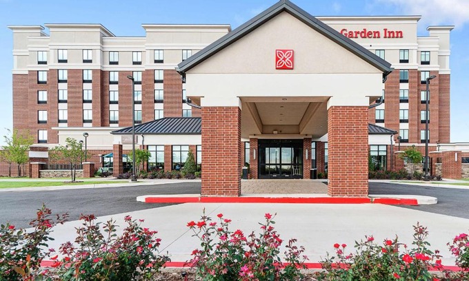Edmond Hotel | Hilton Garden Inn Edmond/Oklahoma City North